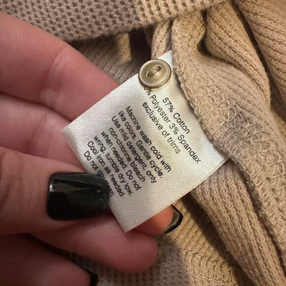 Eddie bauer tan long sleeve top - Picture 4 of 7